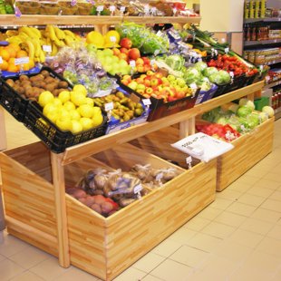 Dārzeņu stendi veikalam